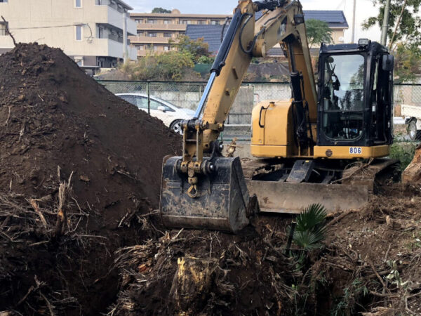 お庭の解体