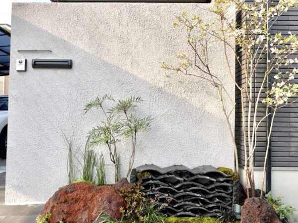 679F97E6-3EF4-4998-9F1B-7473F53D29E8 外構工事